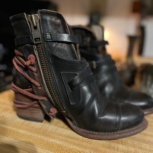 Freebird Crue black brown multi size 7